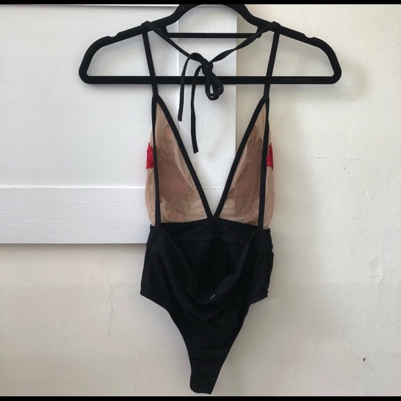 Urban outfitters Embroidered Rose Bodysuit S-NWT - Picture 7 of 9
